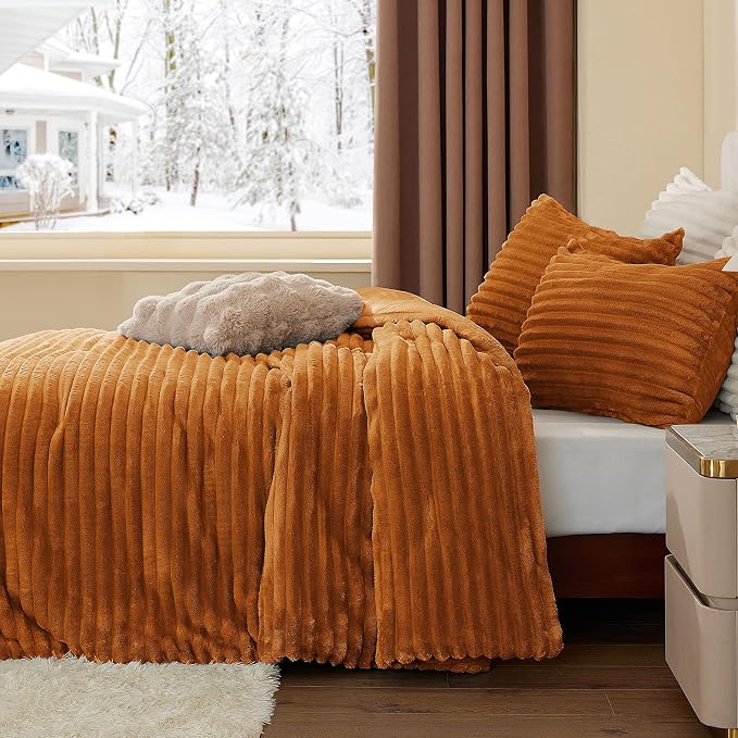 BEDELITE Fleece King Comforter Set, Fluffy Bed Set, Rust Orange | Super Soft & Warm Bedding, Luxury Fuzzy Faux Fur Comforter for Winter, Heavy Plush Bedding, with 2 Pillowcases