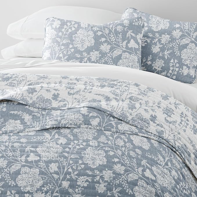Merit Linens 3 Piece Quilt Set - Super Soft - Lightweight - All Season Quilted Coverlet - Floral Patterns - Full/Queen Light Blue