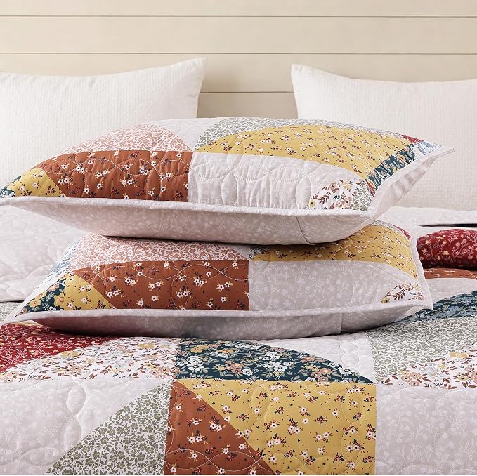 Twin/Twin XL Quilt Set-2 Pieces Soft Bedding Floral Patchwork Coverlet | All Seasons Lightweight Quilts Queen Size, 1 Quilt (66" x 92") and 1 Sham (20" x 26"), Reversible Bedspread, Burnt Orange
