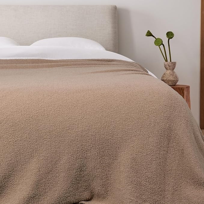 JOOJA Dusty Rose Fuzzy Knitted Blanket, Soft Plush Queen Size for Bed, Cozy Lightweight Blanket for All Seasons, Dusty Rose, 90x90