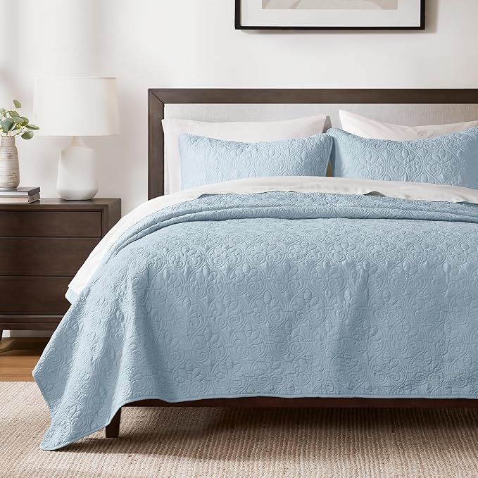 Madison Park Luxurious Cotton Damask Quilt Set, 2PC Twin/Twin XL Bed Set | All Season, Lightweight Stitching Coverlet Bedspread Bedding Stitching with Shams, Blue