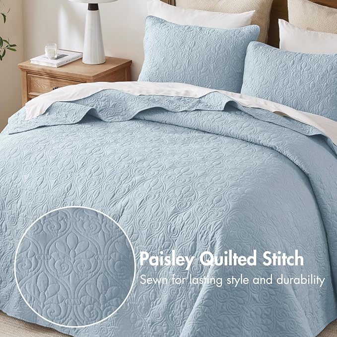 Madison Park King Quilt Bedding Set, Cottage-Inspired Damask, 3PC | All Season Quilted Coverlet, Classic Stitch Pattern Bedspread & Shams, Ultra Soft Microfiber Bedspread Set, Blue