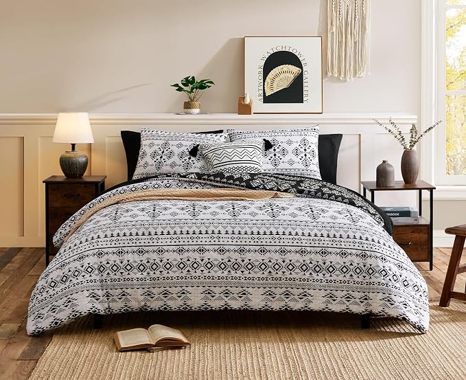 King Size Comforter Set - 7 Pieces Western Bedding Reversible Bed in a Bag | Boho Bedding, All Season Aztec Bed Set with Comforter, Sheets, Pillowcases & Shams, Grey and Black
