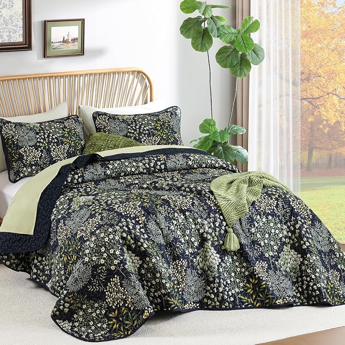 WONGS BEDDING Floral Quilt Set King, 3 Pcs Navy Blue Bedspread Coverlet | Botanical Print Quilt Set for Spring Summer, Lightweight Microfiber Farmhouse Quilted Bed Cover for Guest Room 110"×90"