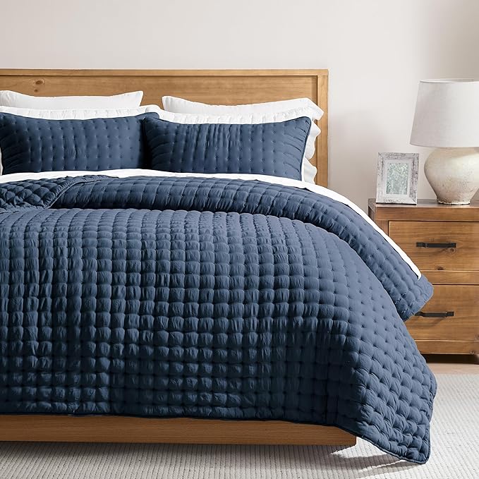 WDCOZY Navy Blue King Size Quilt Bedding Sets with Pillow Shams, Lightweight Soft Bedspread Coverlet, Quilted Blanket Thin Comforter Bed Cover, All Season Summer Spring, 3 Pieces, 104x90 inches