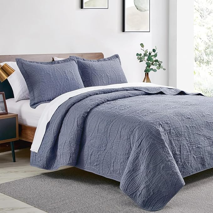 Love's cabin Oversized King Size Quilt Bedding Set Bluish Grey Bedspreads - Oversized King Lightweight Bedspread Comforter - Coin Pattern Coverlet for All Season - 3 Pieces (1 Quilt, 2 Pillow Shams)