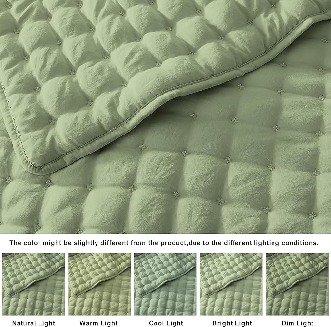 WDCOZY Sage Green Oversized King Quilt Set, California Cal King Rustic Bedspread, Lightweight Soft Farmhouse Coverlet, Spring Summer Thin Comforter, 3 Pieces, 2 Pillow Shams, 116x106 inches
