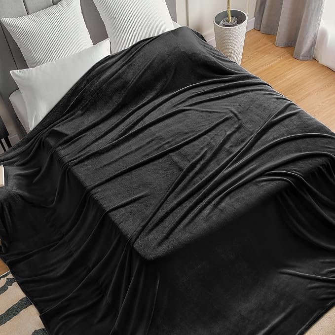 BEDELITE Fleece Blanket Soft Plush Oversized Bed Blanket Black 120"x120" | Ultra Soft Plush Fleece, Lightweight Warmth, All Season Comfort, Fade Resistant, Machine Washable, Perfect for Sharing