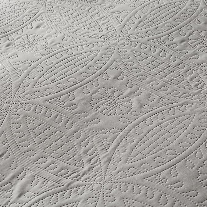 akkialla Twin Quilt Bedding Set,Grey Ultrasonic Quilt Set,Lightweight Soft Bedspread Coverlet,Modern Style Coin Pattern Bed Cover for All Seasons,2 Piece(1 Quilt,1 Pillow Sham)