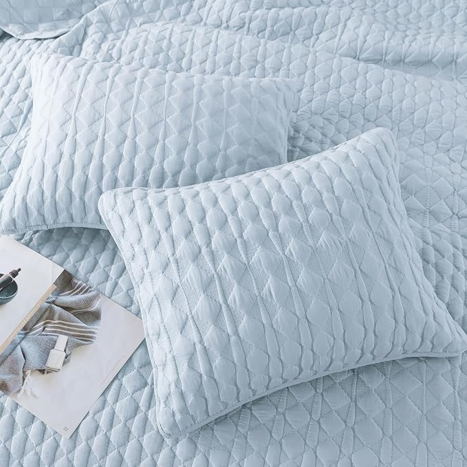 WDCOZY Light Blue Quilt King Size Bedding Set with 2 Pillow Shams, Lightweight Soft Bedspread Coverlet, Thin Comforter Bed Cover for All Season, 3 Pieces, 104x90 inches
