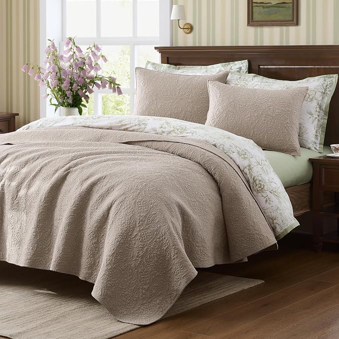 WDCOZY King 100% Cotton Paisley Quilt Bedding Set Beige Comforter | Pre-Washed Thin Farmhouse Bedspread, 106"x96" Coverlet + 2 Shams 20"x36", Soft Lightweight, All-Season, Textured Like Linen