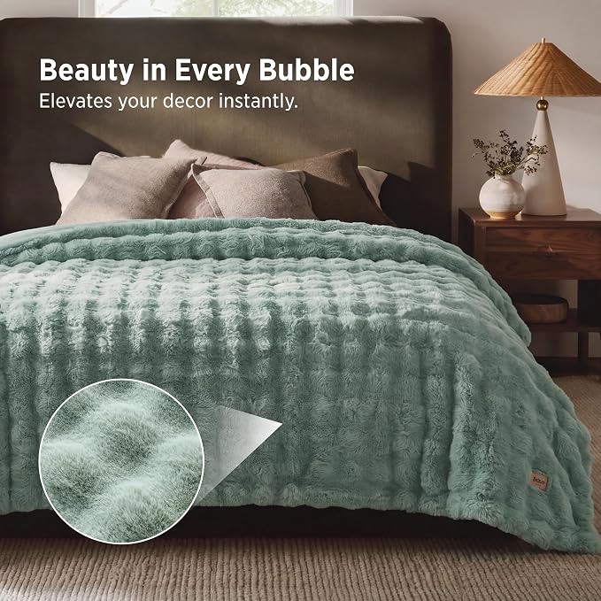 Bedsure GentleSoft Bubble Faux Fur Blankets Queen Size, Fluffy Fuzzy Queen Blanket for Bed, Soft Cozy Faux Fur Bedding for Winter, Thick Warm Plush Bed Cover, Sage Green, 90x90