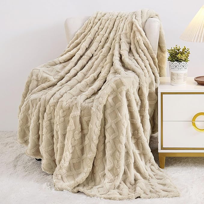 Aganear Fleece Throw Blanket for Couch Sofa 60"x80" Khaki | Lightweight Fuzzy Throw,Warm Gift for Women,Christmas,Housewarming,Soft,Fall Boho Design for Room Home Decor,All-Season Use