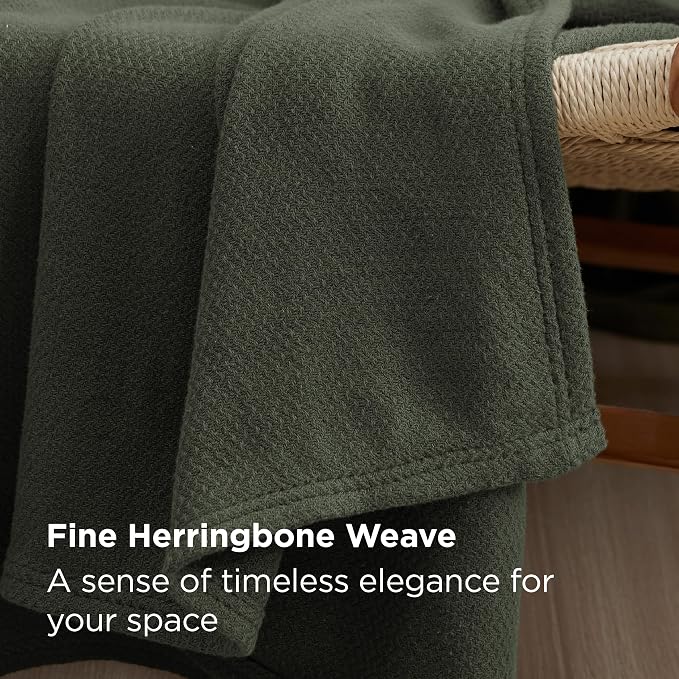 Bedsure 100% Cotton Blanket, Herringbone Weave, Twin-XL, Olive Green | Cooling, Breathable, Lightweight, Soft, Ideal for Summer Nights, Dorm Room Essentials for College, Room Decor, 66x90 Inches