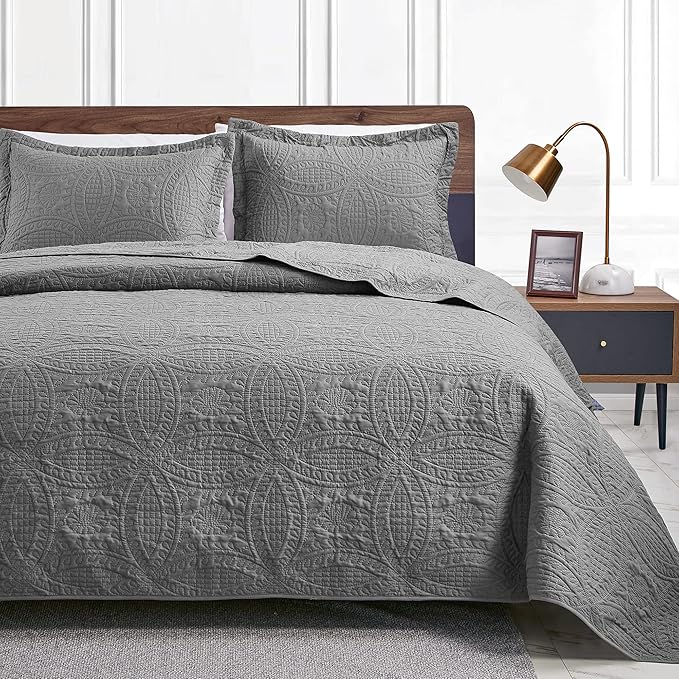Love's cabin Twin Quilt Set Grey Bedspreads - Soft Bed Summer Lightweight Bedspread Comforter - Modern Style Coin Pattern Coverlet for All Season - 2 Pieces (1 Quilt, 1 Pillow Sham)