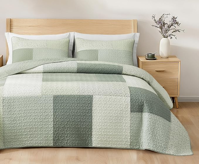 Chezmoi Collection Elm 3-Piece Chic Patchwork Quilt Set - Green Floral Striped Coverlet - Pre-Washed Cotton Lightweight Reversible Bedspread, Queen Size