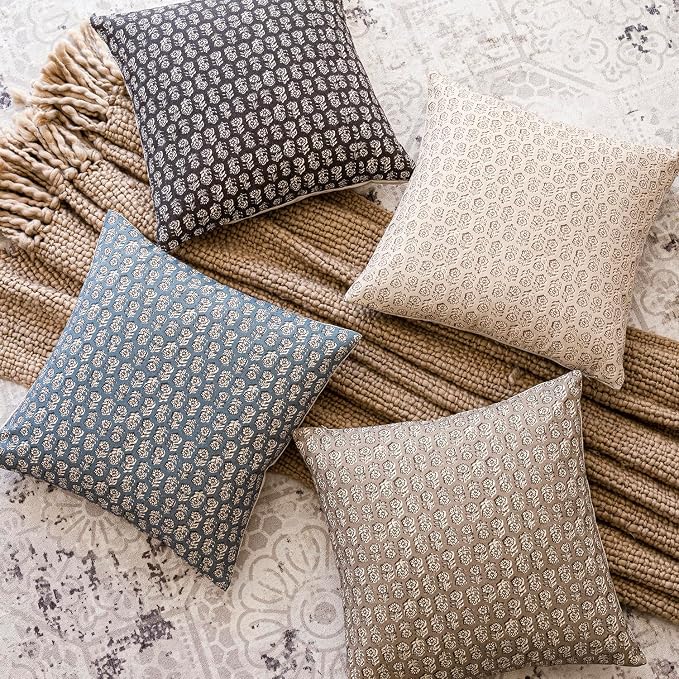 Foindtower Set of 2 Decorative Neutral Floral Print Throw Pillow Covers Vintage Accent Farmhouse Cushion Covers Boho Home Decor for Sofa Couch Chair Bedroom Living Room,24×24 Inch,Ivory Beige
