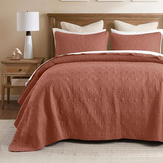 Madison Park King Quilt Bedding Set, Cottage-Inspired Damask, 3PC | All Season Quilted Coverlet, Classic Stitch Pattern Bedspread & Shams, Ultra Soft Microfiber Bedspread Set, Clay Red