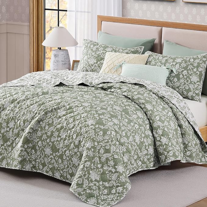 Oversized Queen Quilt Set-3 Pieces Soft Bedding Floral Reversible Coverlet | All Seasons Lightweight Quilts Queen Size for Bed, Breathable Vintage Bedspread with Shams, Green