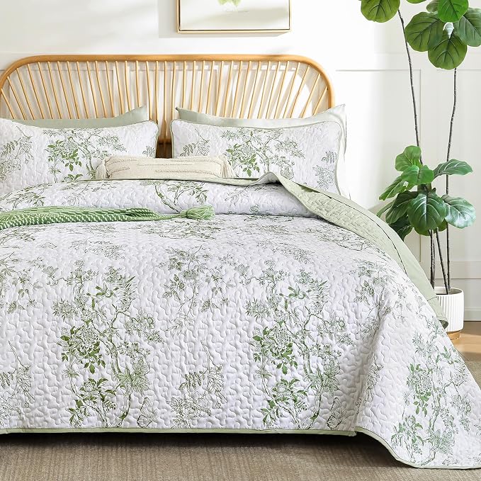 WONGS BEDDING Floral Quilt Set King, 3 Pcs Sage Green Bedspreads Coverlets | Spring Summer Floral Farmhouse Bedspread with 2 Shams,Soft Microfiber Lightweight Coverlet for All Season 110"×90"