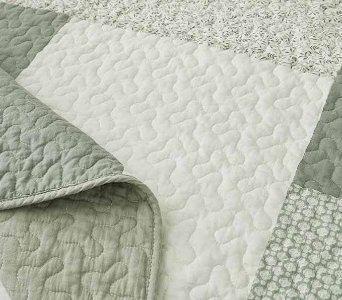 Chezmoi Collection Elm 3-Piece Chic Patchwork Quilt Set - Green Floral Striped Coverlet - Pre-Washed Cotton Lightweight Reversible Bedspread, Oversized King Size