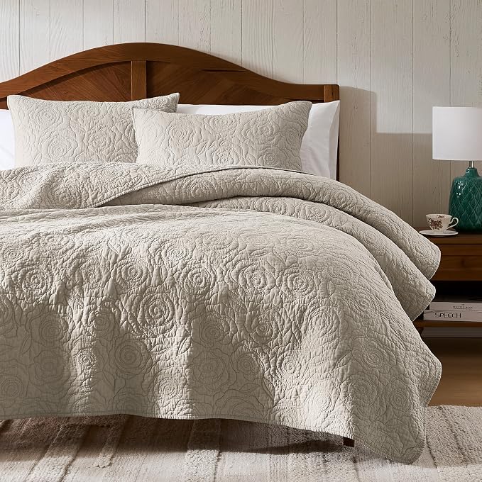 WDCOZY Beige 100% Cotton Quilt King Size Bedding Sets with 2 Pillow Shams, Floral Rosette Lightweight Bedspread Soft Farmhouse Patterned Coverlet Quilted Comforter Bed Cover for All Season, 3 Pieces