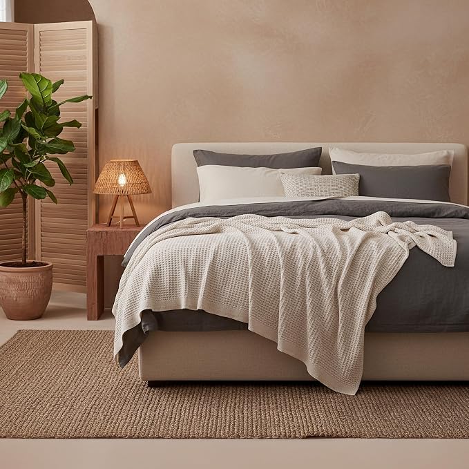 Bedsure 100% Cotton Throw Blanket for Couch, Waffle Weave, Beige, 50"x70" | Breathable, Soft, Cozy, Cooling, Waffle Texture, Summer Blanket, Gifts for Women, Machine Washable, All Seasons