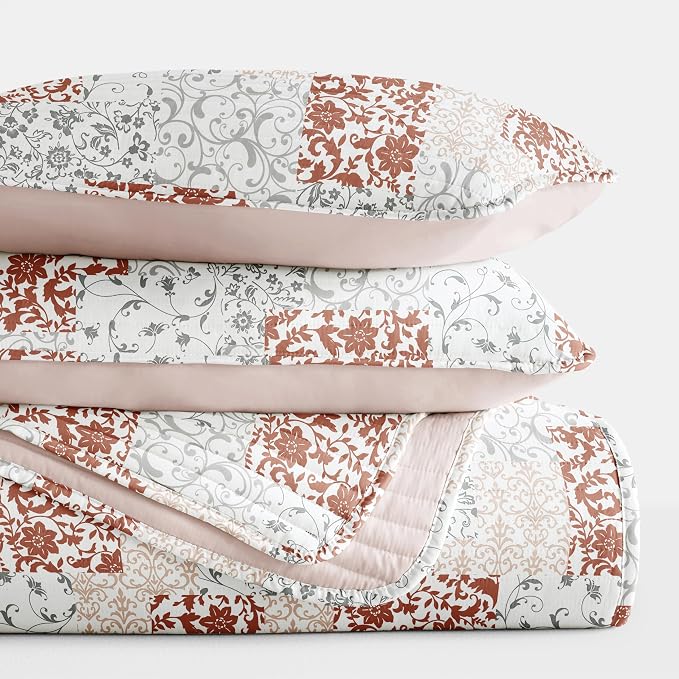 Merit Linens Soft Quilt Coverlet Bedding Set - Pattern/Solid Reversible - Full/Queen Blush