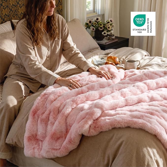 Bedsure GentleSoft Bubble Faux Fur Blankets Queen Size, Fluffy Fuzzy Queen Blanket for Bed, Soft Cozy Faux Fur Bedding for Winter, Thick Warm Plush Bed Cover, Tie-dye Pink, 90x90