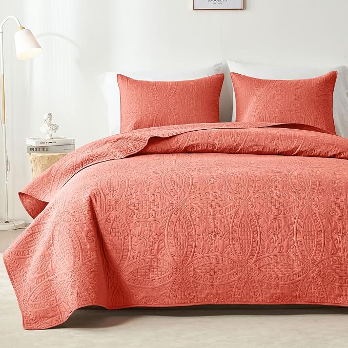 akkialla Mocha Coral King/Cal King Quilt Set,Ultrasonic Lightweight Bedspread Coverlet for Modern Minimalist Bedroom,Soft Microfiber Coin Pattern Bedding,3-Piece (1 Quilt,2 Pillow Shams)