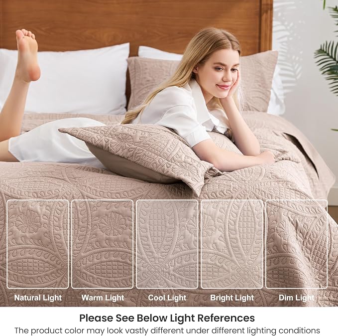 Love's cabin California King Size Quilt Bedding Set Burlwood Bedspreads - Cal King Lightweight Bedspread Comforter - Coin Pattern Coverlet for All Season - 3 Pieces (1 Quilt, 2 Pillow Shams)