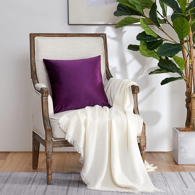 GIGIZAZA Purple Velvet Decorative Throw Pillow Covers Cushion Cover Set of 4 Luxury Pillow Cases for Sofa