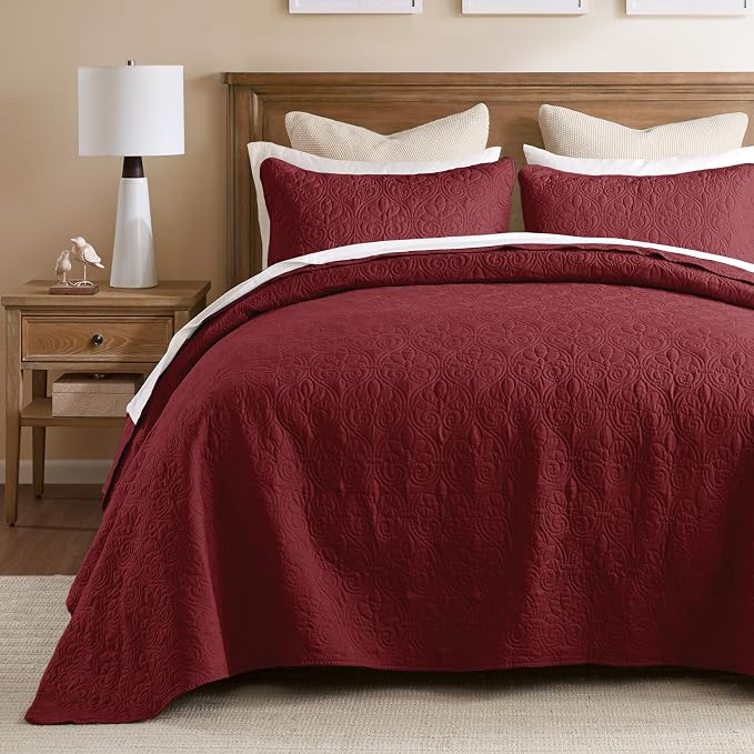 Madison Park Queen Quilt Bedding Set, Cottage-Inspired Damask, 3PC | All Season Quilted Coverlet, Classic Stitch Pattern Bedspread & Shams, Ultra Soft Microfiber Bedspread Set, Red
