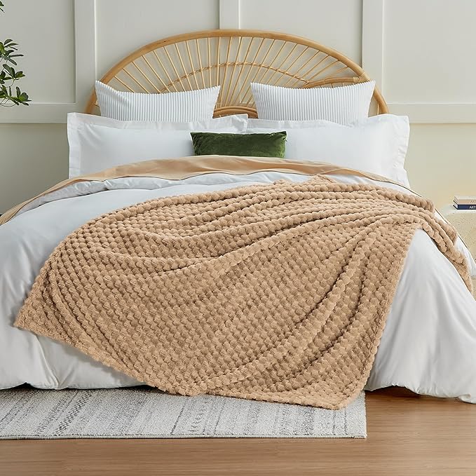 EXQ Home Gentle Soft Fleece Throw XL Blanket 50"x70" Turtle Shell Brown | Cozy 3D Jacquard, Lightweight All-Season Warm, Soft Flannel, for Couch Bed, Gift for Women Mom
