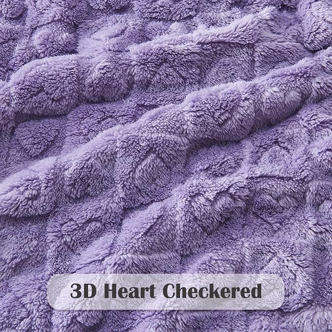 NEWCOSPLAY 3D Heart Checkered Flannel Throw Blanket, Lavender, 50"x70" | Super Soft Cute Lightweight Decorative Premium Silky Fleece Blanket for Couch Sofa Bed, Gift for Women Men, All Season Use