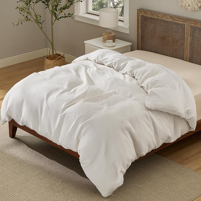 Bedsure Waffle Duvet Cover Queen Size - Only Includes 1 Duvet Cover (90"x90"), Luxury, Soft & Breathable Bedding for All Season, Wrinkle-Resistant Zipper Bedding with 8 Corner Ties, Ivory White