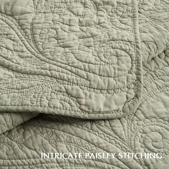 EVERGRACEHOME 100% Cotton Paisley Quilt Set, King Size, Light Sage Green | Prewashed for Softness, Year-Round Breathability, Gift-Ready Box, Matelasse-style Quilted Coverlet, 3 Piece Set with 2 Shams