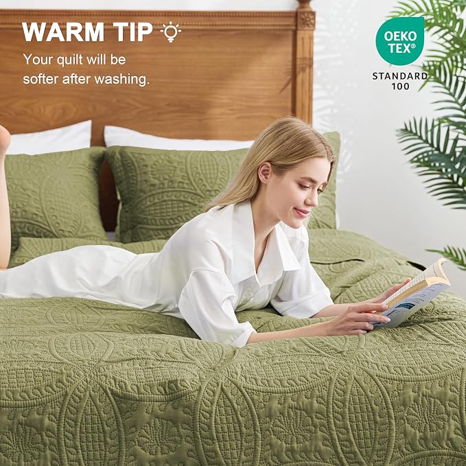 Love's cabin Oversized King Size Quilt Bedding Set Green Bedspreads - Oversized King Lightweight Bedspread Comforter - Coin Pattern Coverlet for All Season - 3 Pieces (1 Quilt, 2 Pillow Shams)