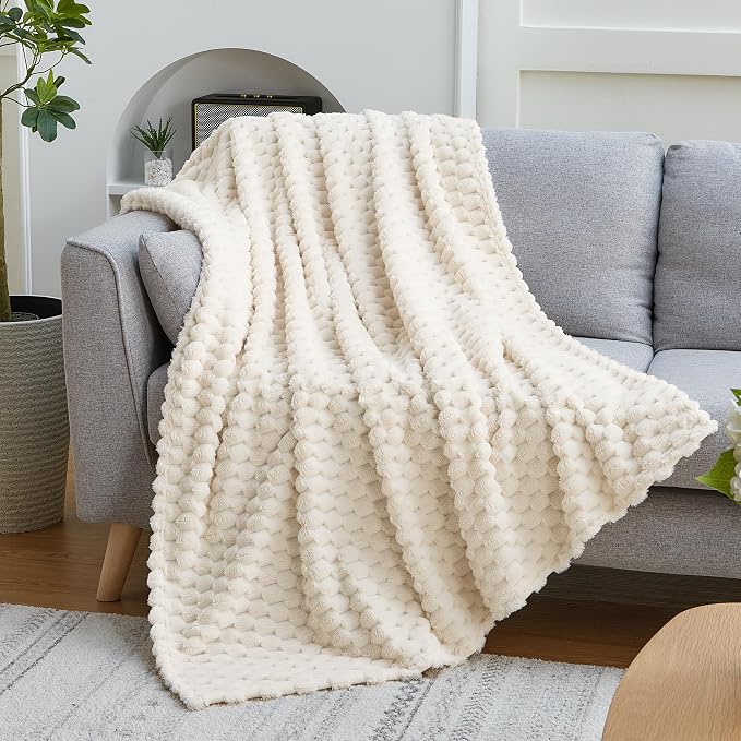 EXQ Home Gentle Soft Fleece Throw XL Blanket Turtle Shell 50"x70" Cream | Cozy 3D Jacquard, Lightweight All-Season Warm, Soft Flannel, for Couch Bed, Gift for Women Mom
