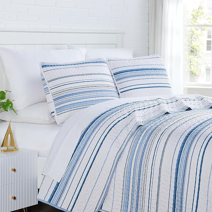 Southshore Fine Living, Inc. Twin XL Quilt Bedding Set, Dorm Bedding Essentials, Stain Resistant, Hotel Quality Striped Bedspread, Twin XL Coverlet Set w/Quilted Pillow Sham, Blue Striped Quilts