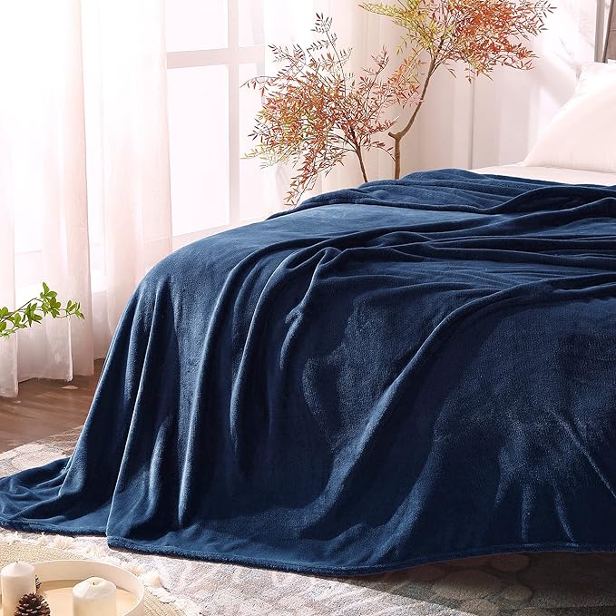 BEDELITE Fleece Blanket Soft Plush Throw for Couch Navy 50"x60" | Ultra Soft Fleece, Plush Microfiber, Lightweight Warmth, All Season Comfort, Fade Resistant, Machine Washable, Couch Sofa Bed
