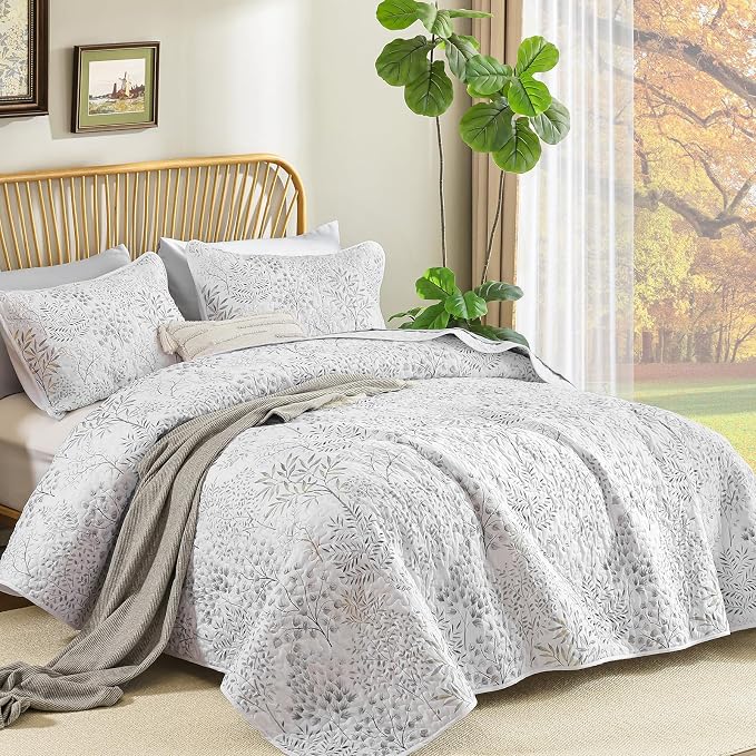 WONGS BEDDING Floral Quilt Set King Size, 3 Pcs White Bedspread Coverlet | Botanical Print Quilt Set for Spring Summer, Lightweight Microfiber Farmhouse Quilted Bed Cover for Guest Room 110"×90"