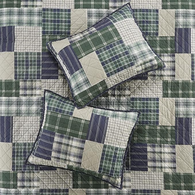 Madison Park Patchwork Farmhouse Green/Navy King Quilt Set, 3pc | Diamond Quilted, Reversible Coverlet Set, Plush Cotton Filled, Lightweight, Machine Washable, Easy Care, All-Season, Cozy
