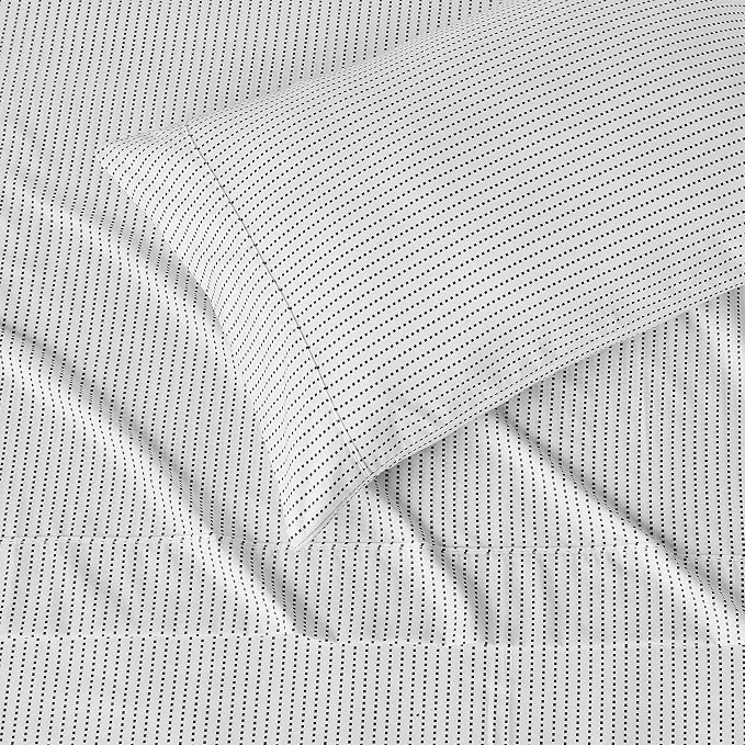 Amazon Basics Lightweight Super Soft Easy Care Wrinkle Free Microfiber 3-Piece Bed Sheet Set with 14-Inch Deep Pockets, Twin, Plum, Solid