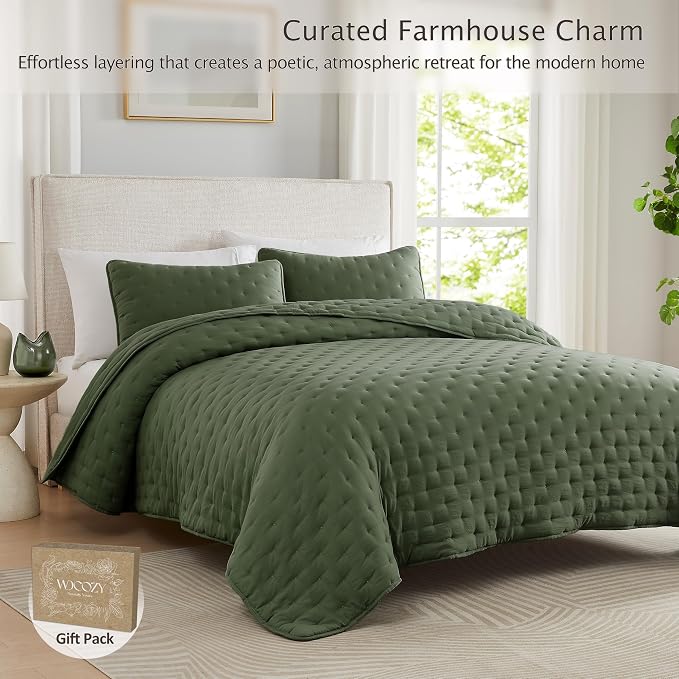 WDCOZY Olive Green Cloud Queen Size Quilt Set, Tan Lightweight Farmhouse Bedspread, Rustic Country Coverlet, Taupe Camel Soft Bedding, Thin Comforter for All Season - 3 Pieces, 90x90 inches