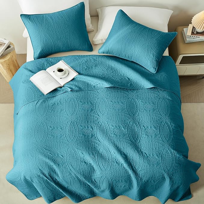 akkialla Teal Full/Queen Quilt Set, Ultrasonic Lightweight Bedspread Coverlet for Modern Minimalist Bedroom, Soft Microfiber Coin Pattern Bedding, 3-Piece (1 Quilt, 2 Pillow Shams) | Breathable fabric