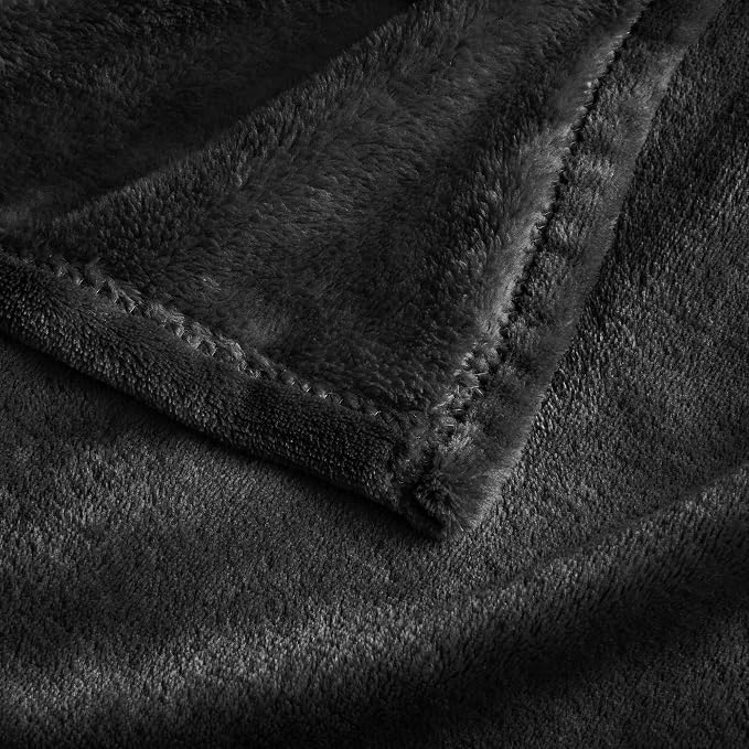 BEDELITE Fleece Blanket Soft Plush Oversized Bed Blanket Black 120"x120" | Ultra Soft Plush Fleece, Lightweight Warmth, All Season Comfort, Fade Resistant, Machine Washable, Perfect for Sharing