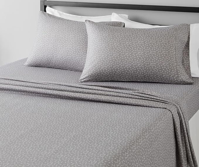 Amazon Basics Lightweight Wrinkle Free Breathable Microfiber 4 Piece Bed Sheet Set with 14-Inch Deep Pockets - Queen, Grey Arrows, Printed