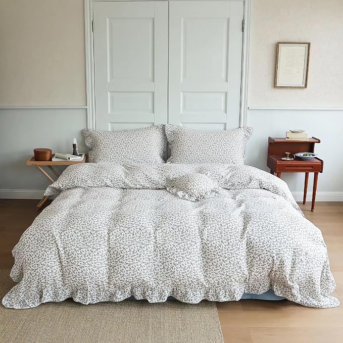 Blue Floral Print Duvet Cover Full Bed Comforter Cover 79"x90", Cotton Muslin Quilt Cover with Ruffles Chic Princess Bedding Duvet Cover with Zipper, No Pillow Cases/Filling