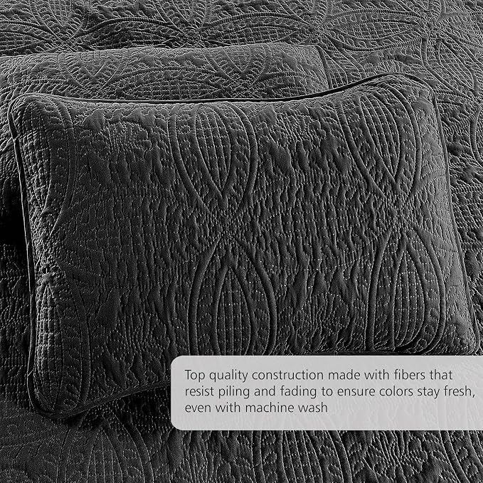 Pure Bedding Quilt Set King/Cal King/California King Size Black - Oversized Bedspread - Soft Microfiber Lightweight Coverlet for All Season - 3 Piece Includes 1 Quilt and 2 Shams, Geometric Pattern